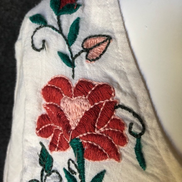 Lucky brand rare style peasant top w/detail stich - Picture 7 of 7